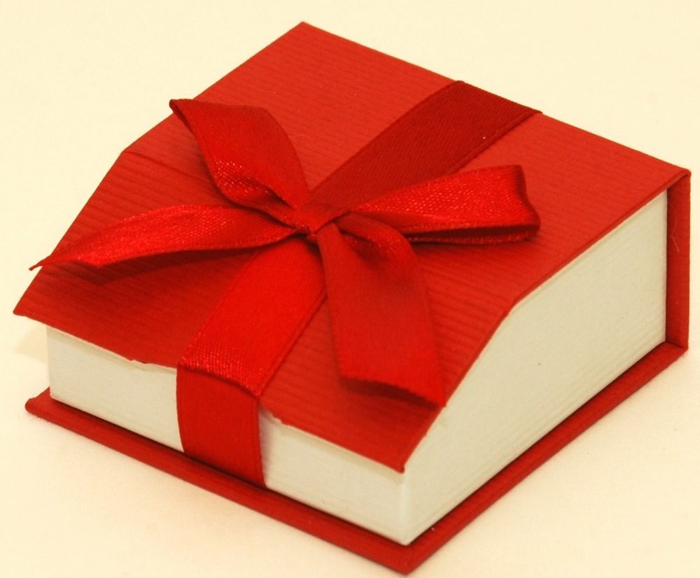 Linen Paper Combination T-Earring and Pendant Box with Magnetic Closure