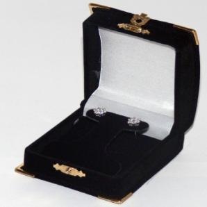 Velour Treasure Chest T-Earring Box