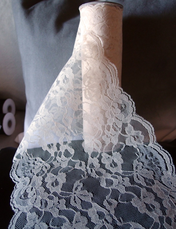 Ivory Lace Ribbon