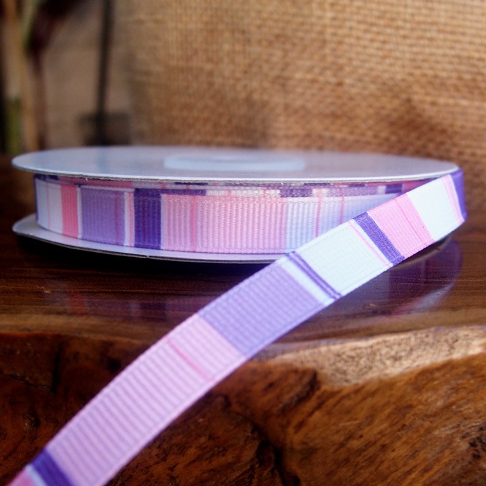 Vertical Stripes on Grosgrain